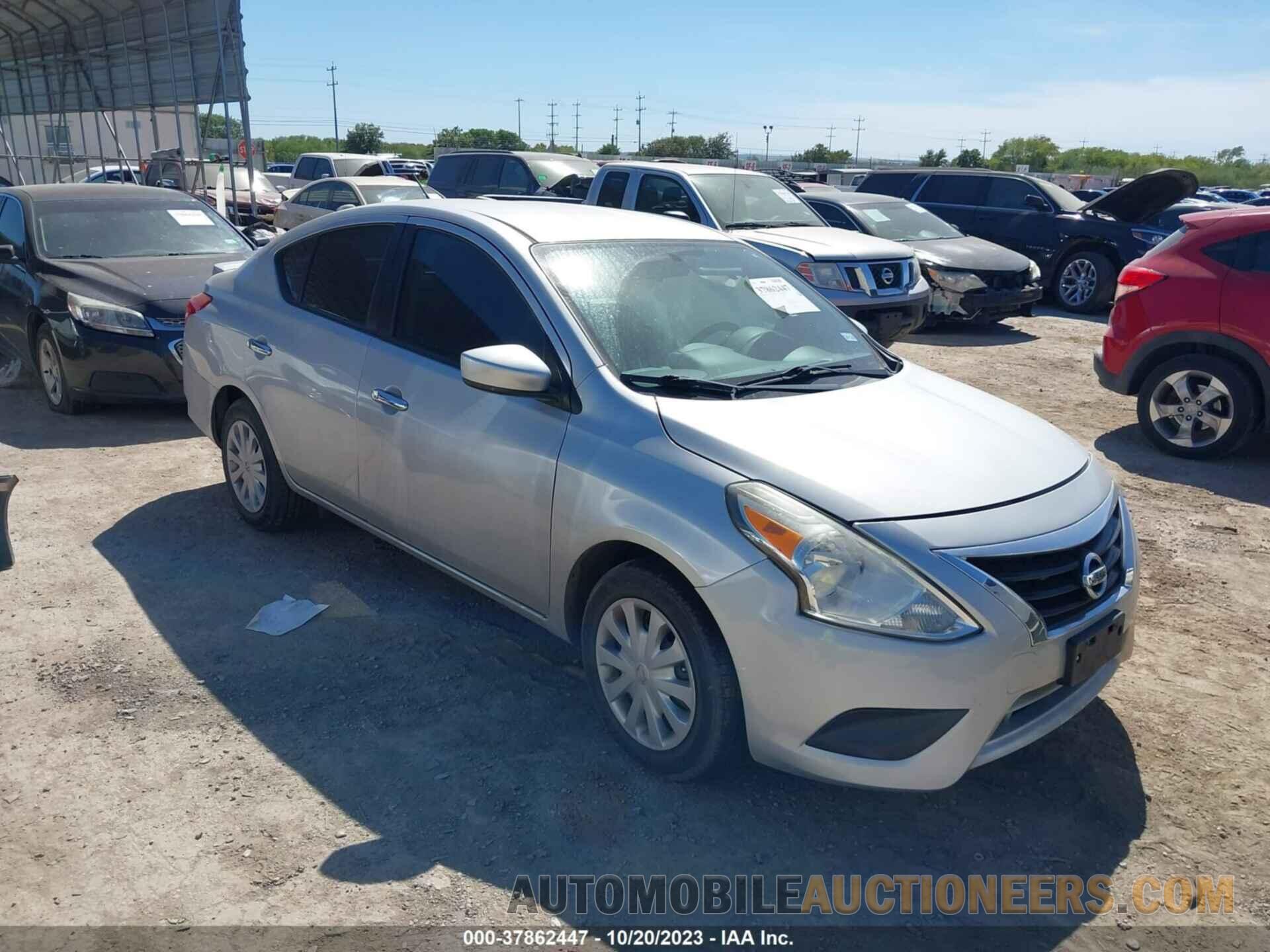 3N1CN7APXJK437388 NISSAN VERSA 2018