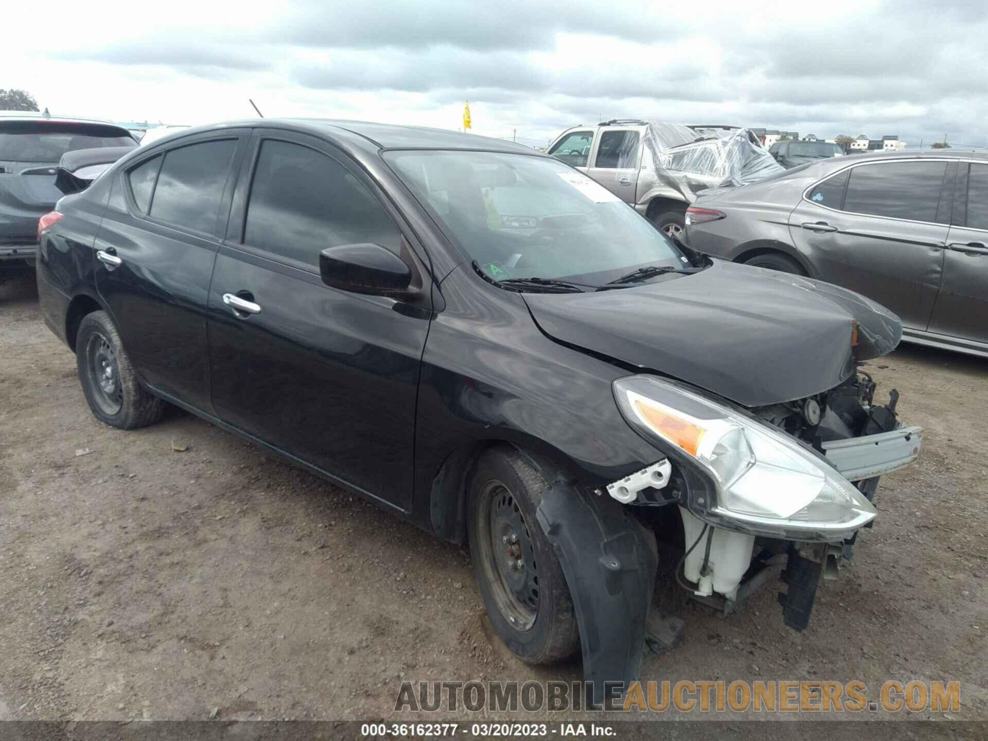 3N1CN7APXJL819818 NISSAN VERSA SEDAN 2018