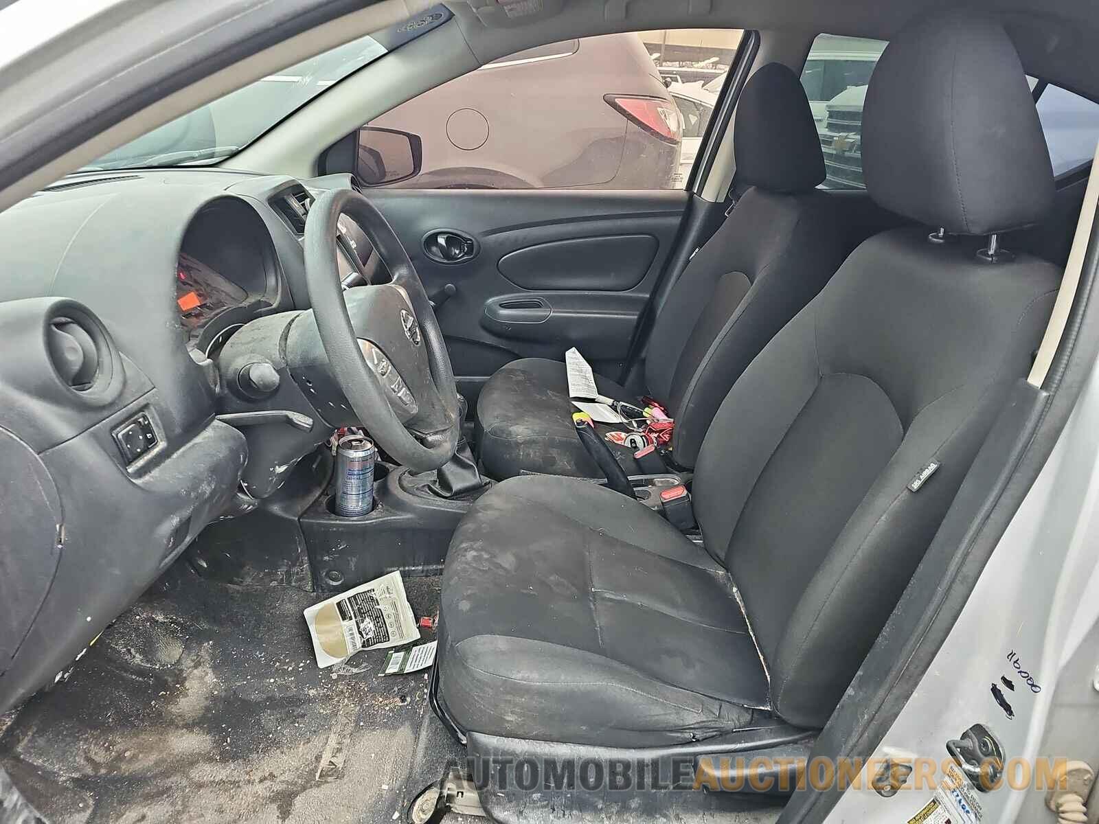 3N1CN7APXJL823836 Nissan Versa Sedan 2018