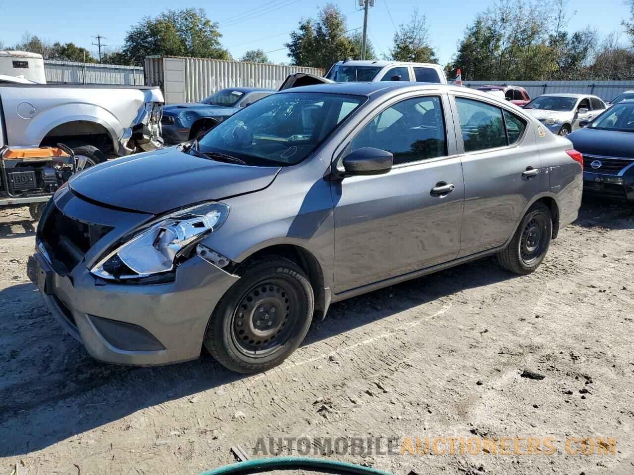 3N1CN7APXJL826557 NISSAN VERSA 2018