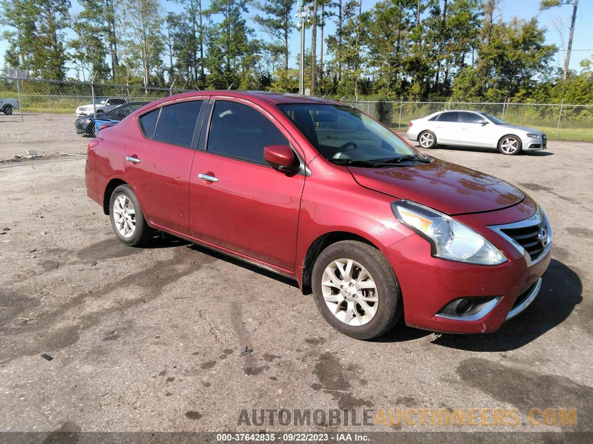 3N1CN7APXJL861406 NISSAN VERSA SEDAN 2018