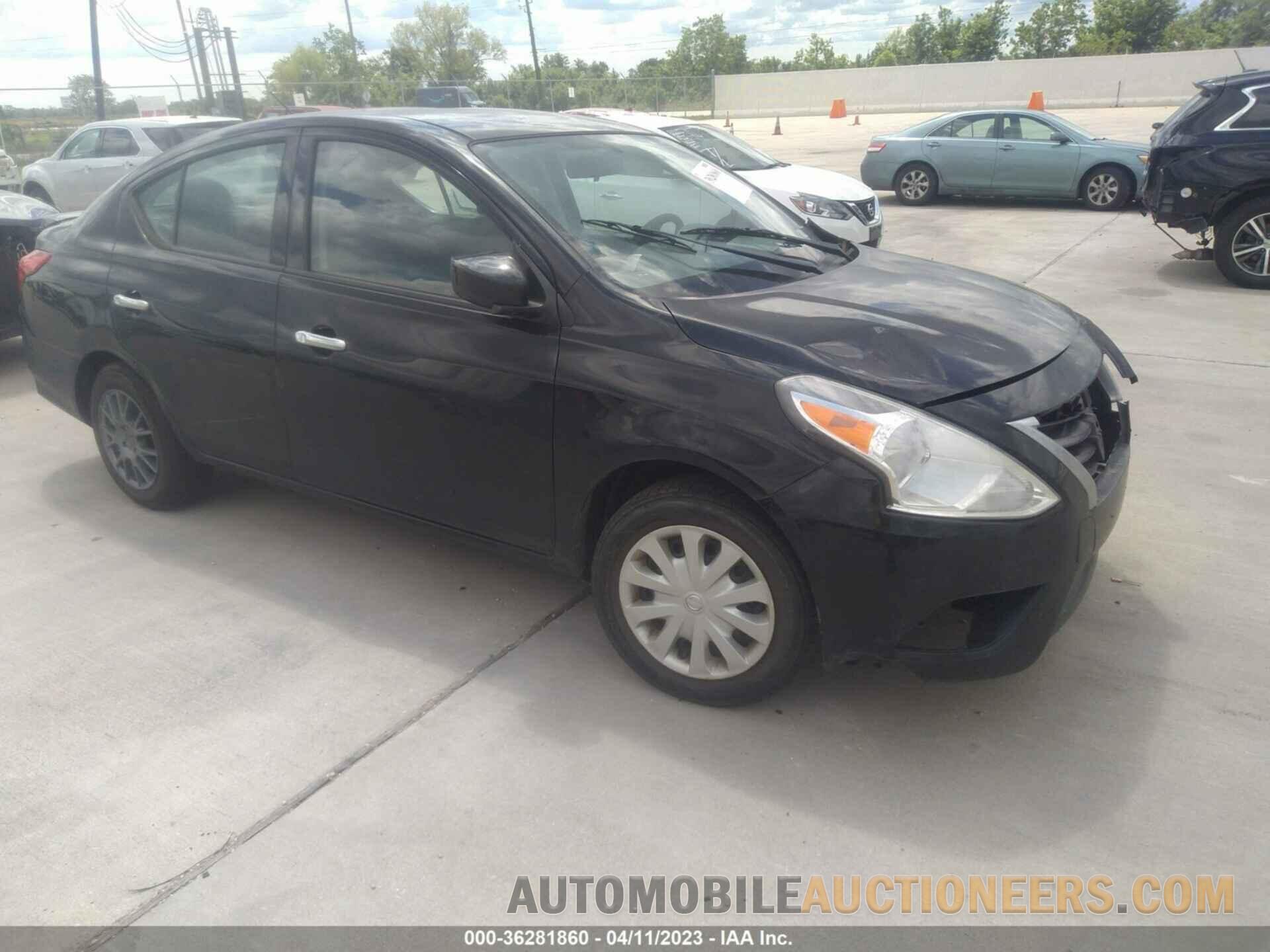 3N1CN7APXJL863964 NISSAN VERSA SEDAN 2018