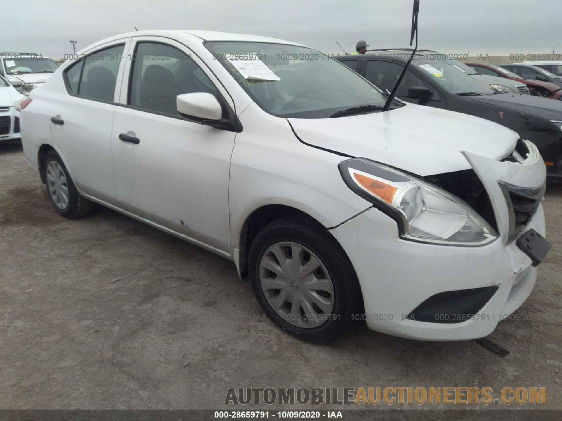 3N1CN7APXJL865343 NISSAN VERSA SEDAN 2018