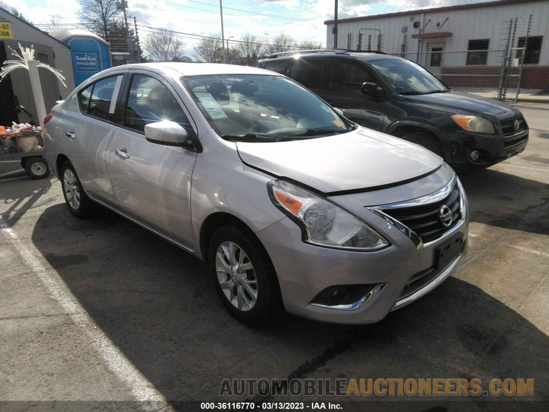 3N1CN7APXJL877329 NISSAN VERSA SEDAN 2018