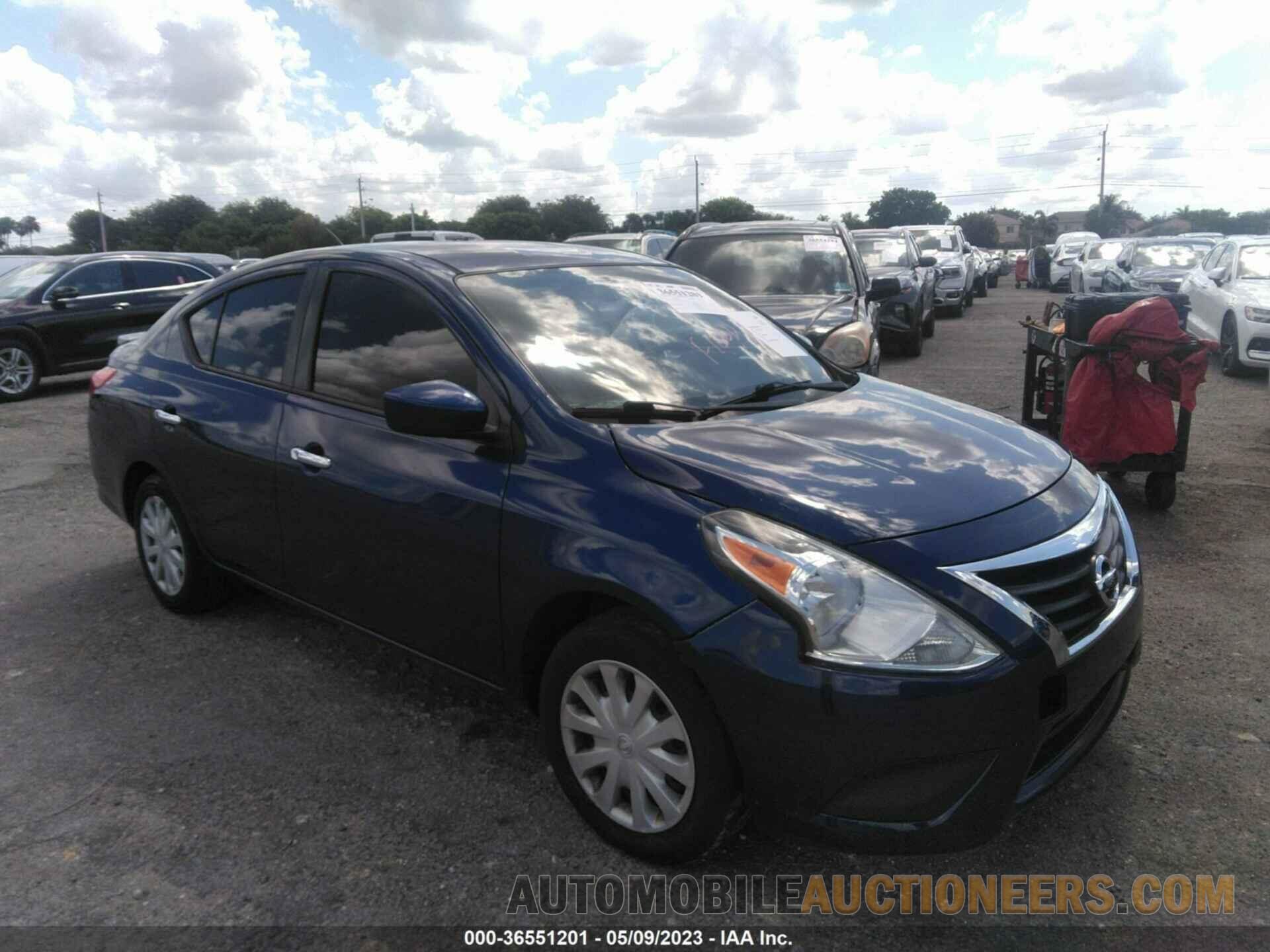 3N1CN7APXJL878965 NISSAN VERSA SEDAN 2018