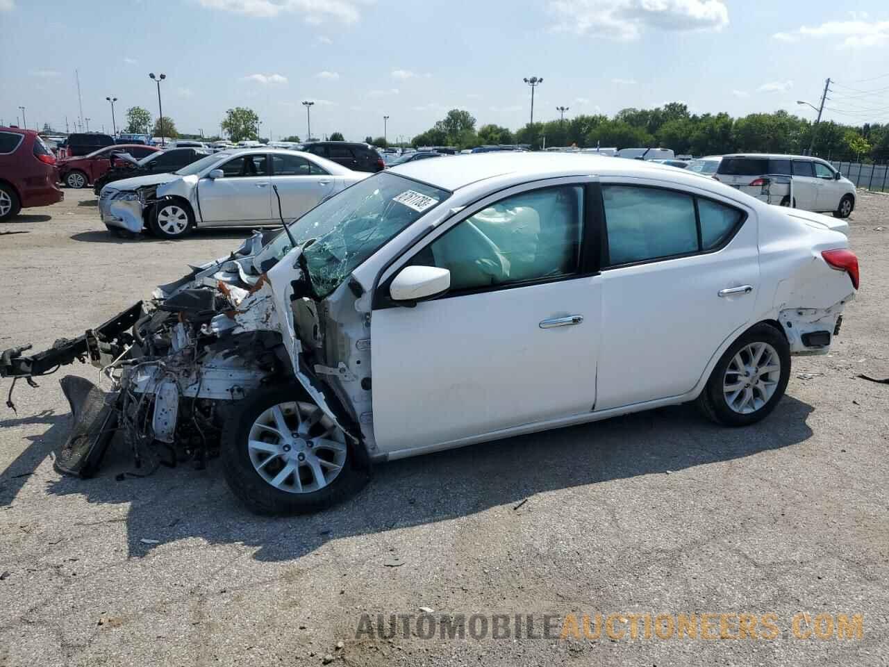 3N1CN7APXJL879629 NISSAN VERSA 2018