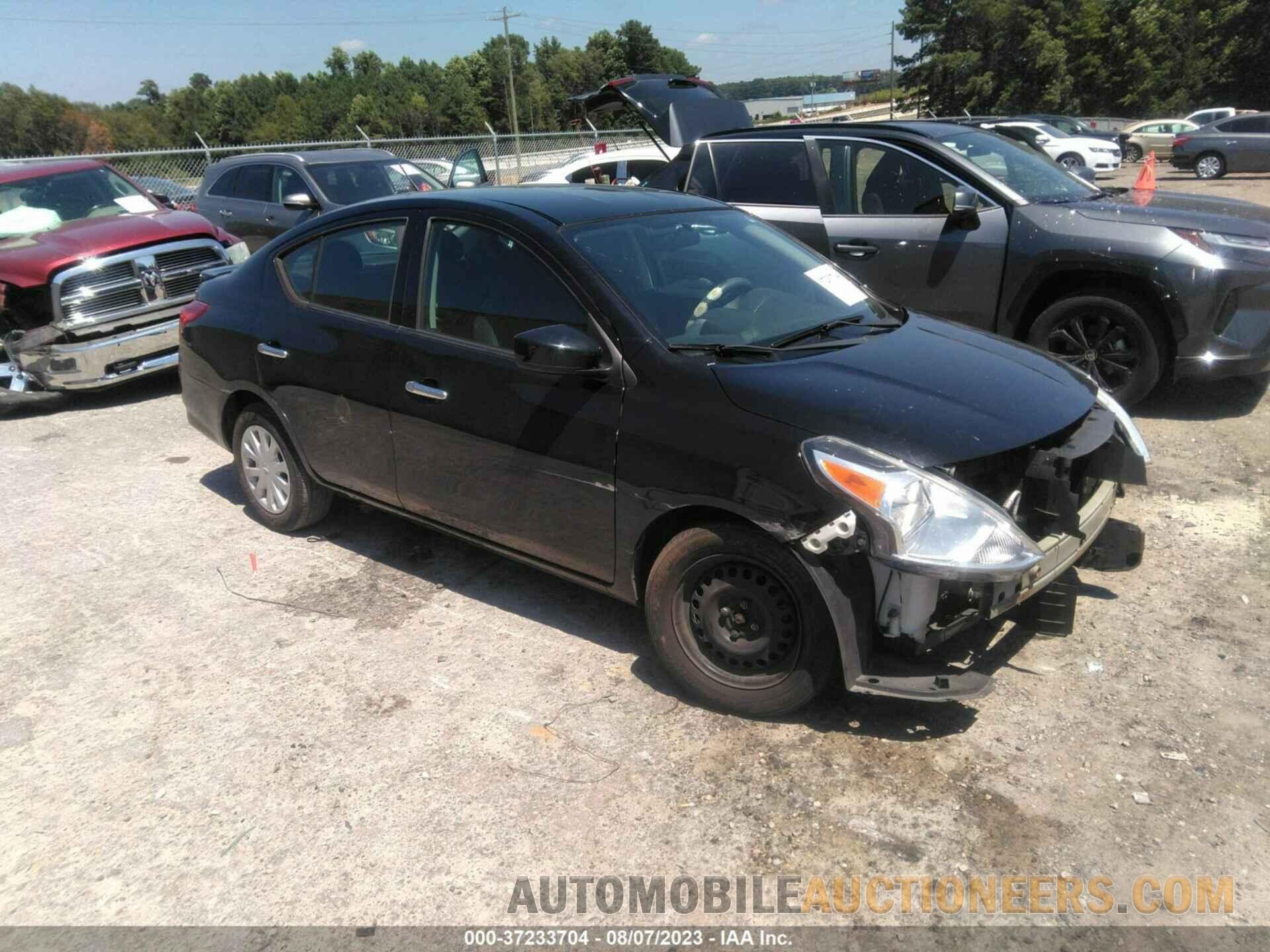 3N1CN7APXJL884958 NISSAN VERSA SEDAN 2018