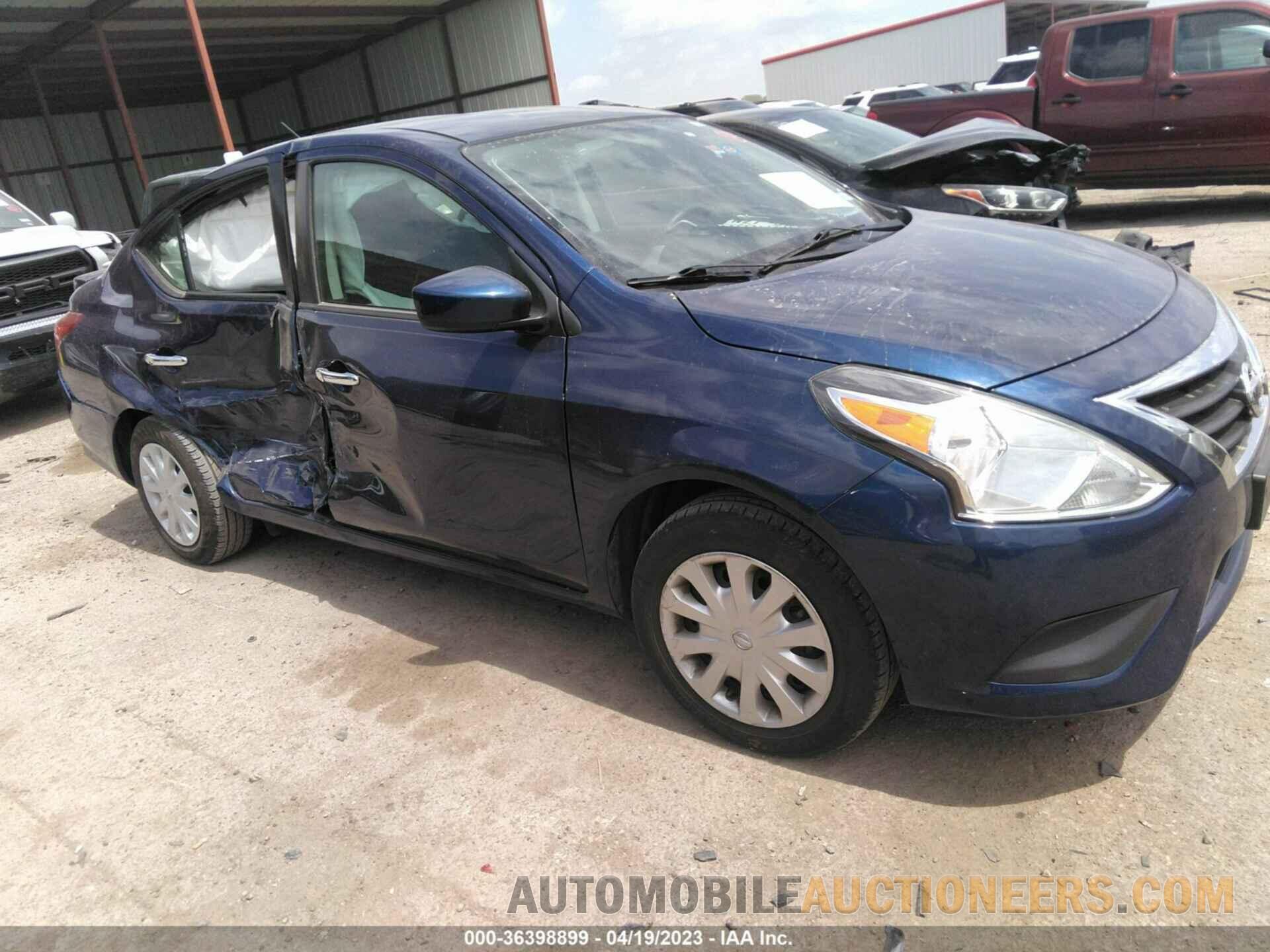 3N1CN7APXJL885317 NISSAN VERSA SEDAN 2018