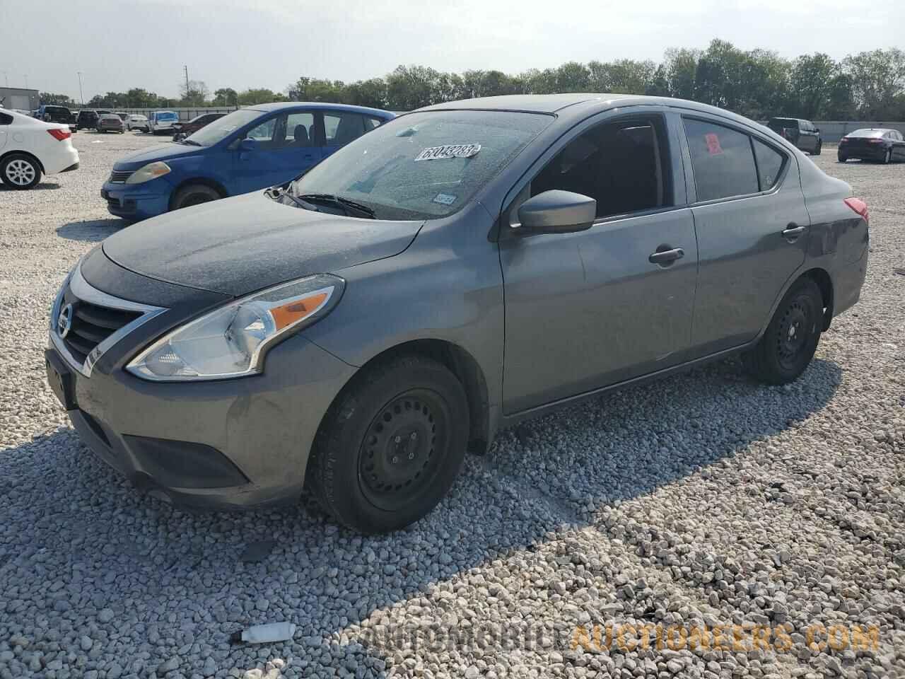 3N1CN7APXKL801370 NISSAN VERSA 2019