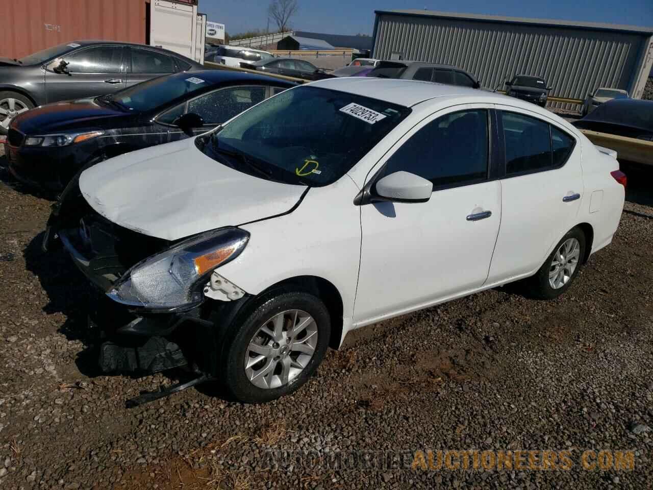 3N1CN7APXKL807573 NISSAN VERSA 2019