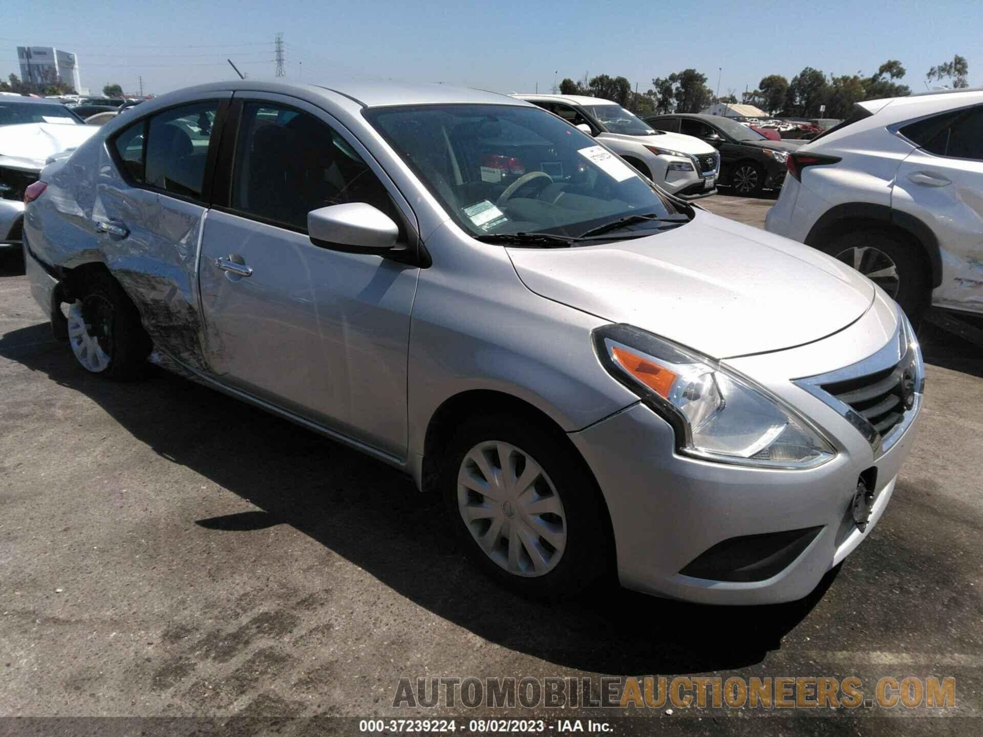 3N1CN7APXKL809758 NISSAN VERSA SEDAN 2019