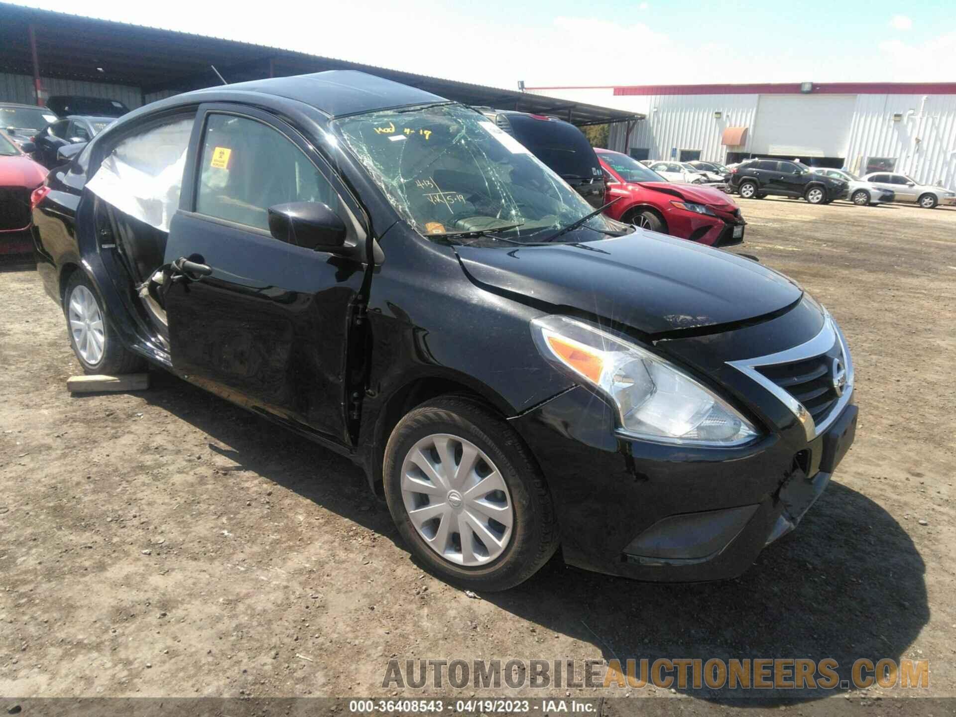 3N1CN7APXKL817374 NISSAN VERSA SEDAN 2019