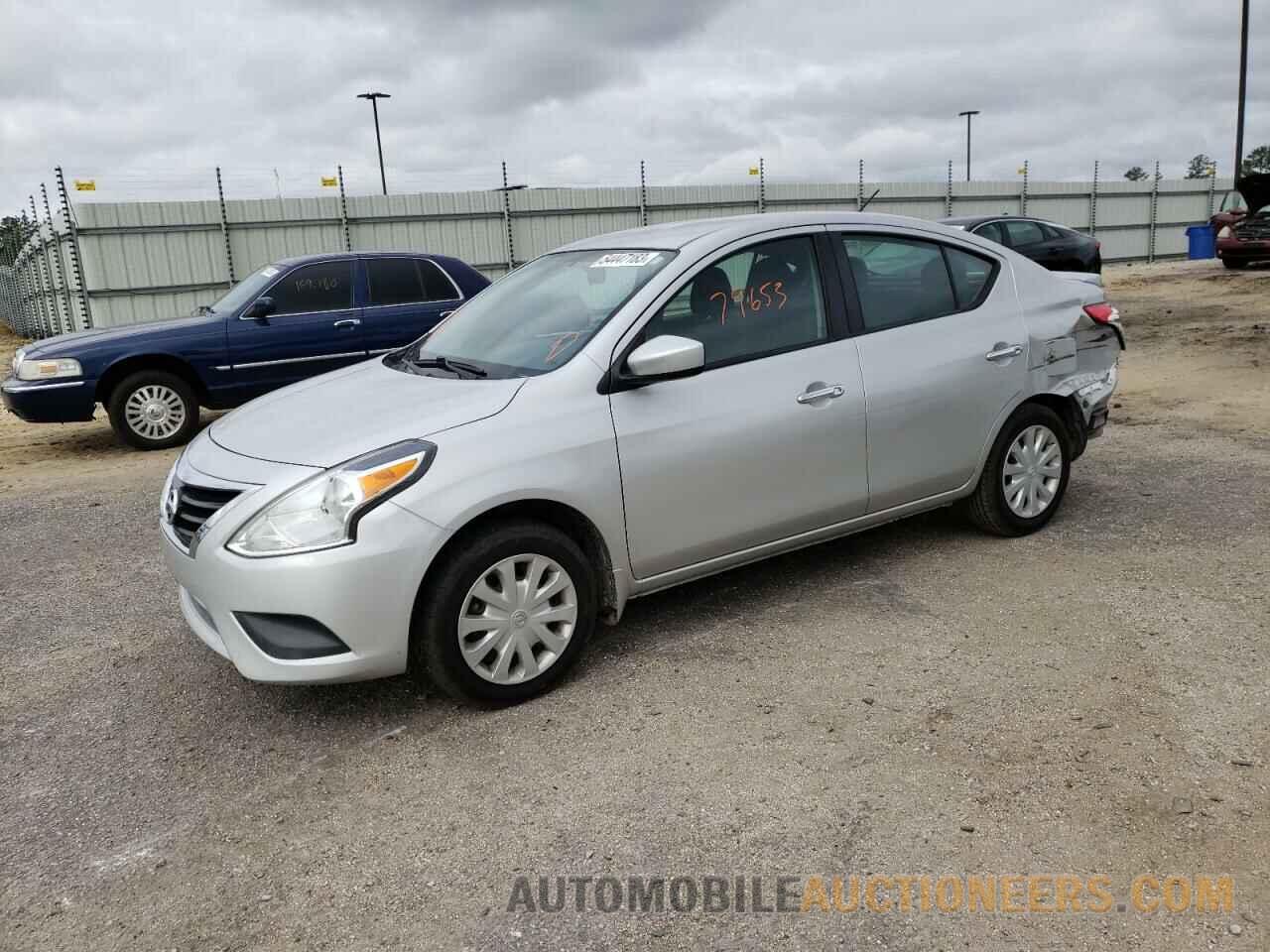 3N1CN7APXKL819643 NISSAN VERSA 2019