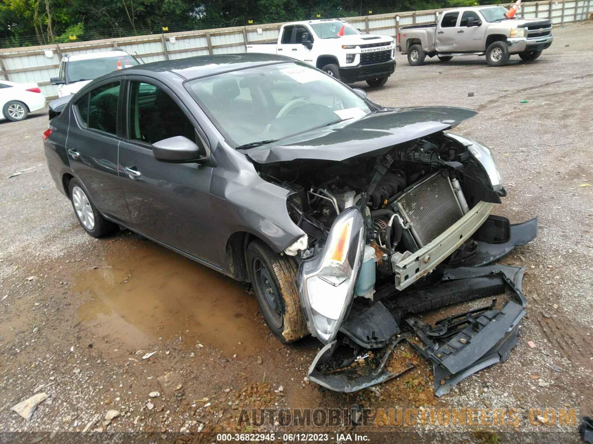 3N1CN7APXKL863075 NISSAN VERSA SEDAN 2019