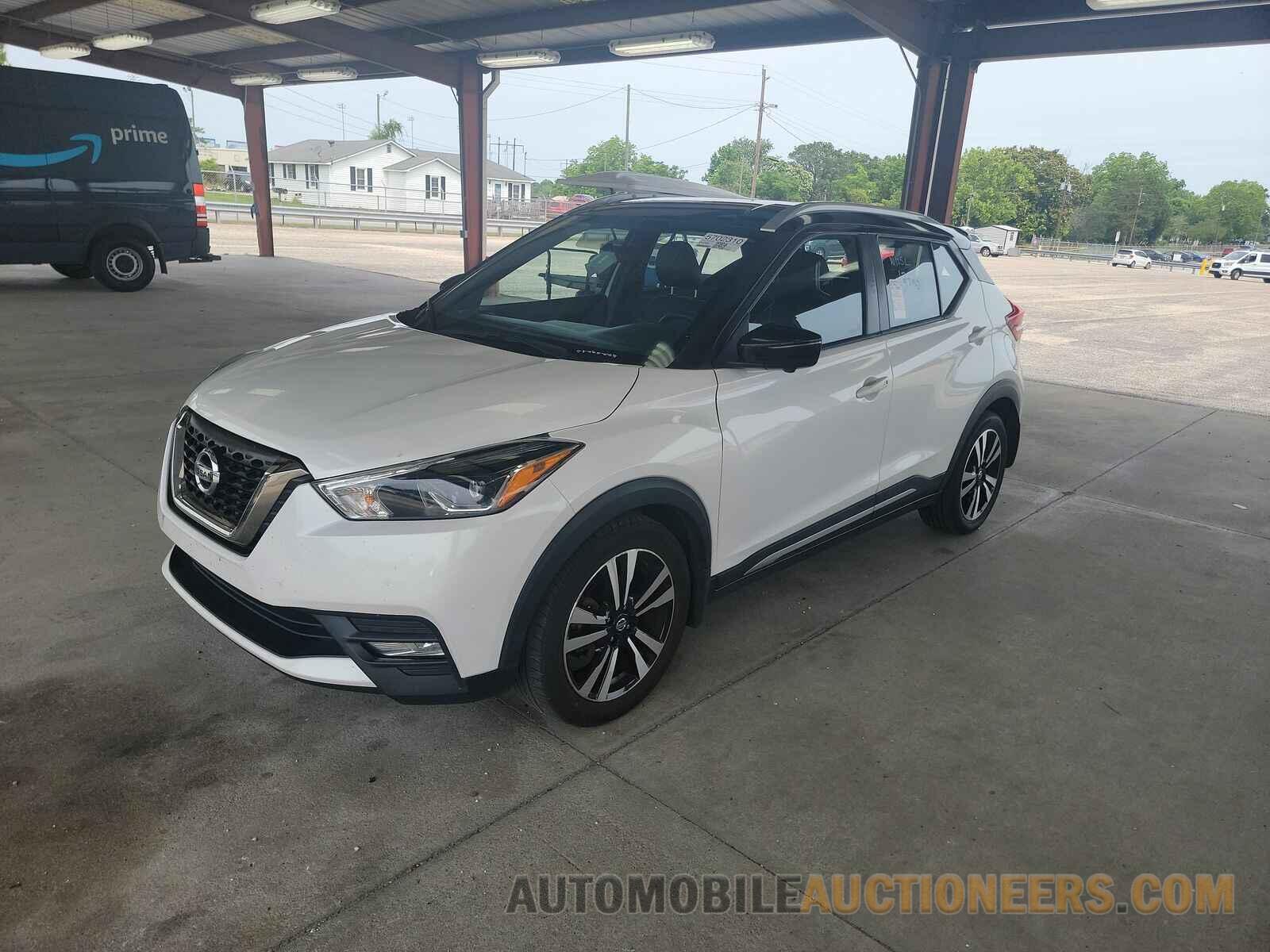 3N1CP5CU2JL536430 Nissan Kicks 2018