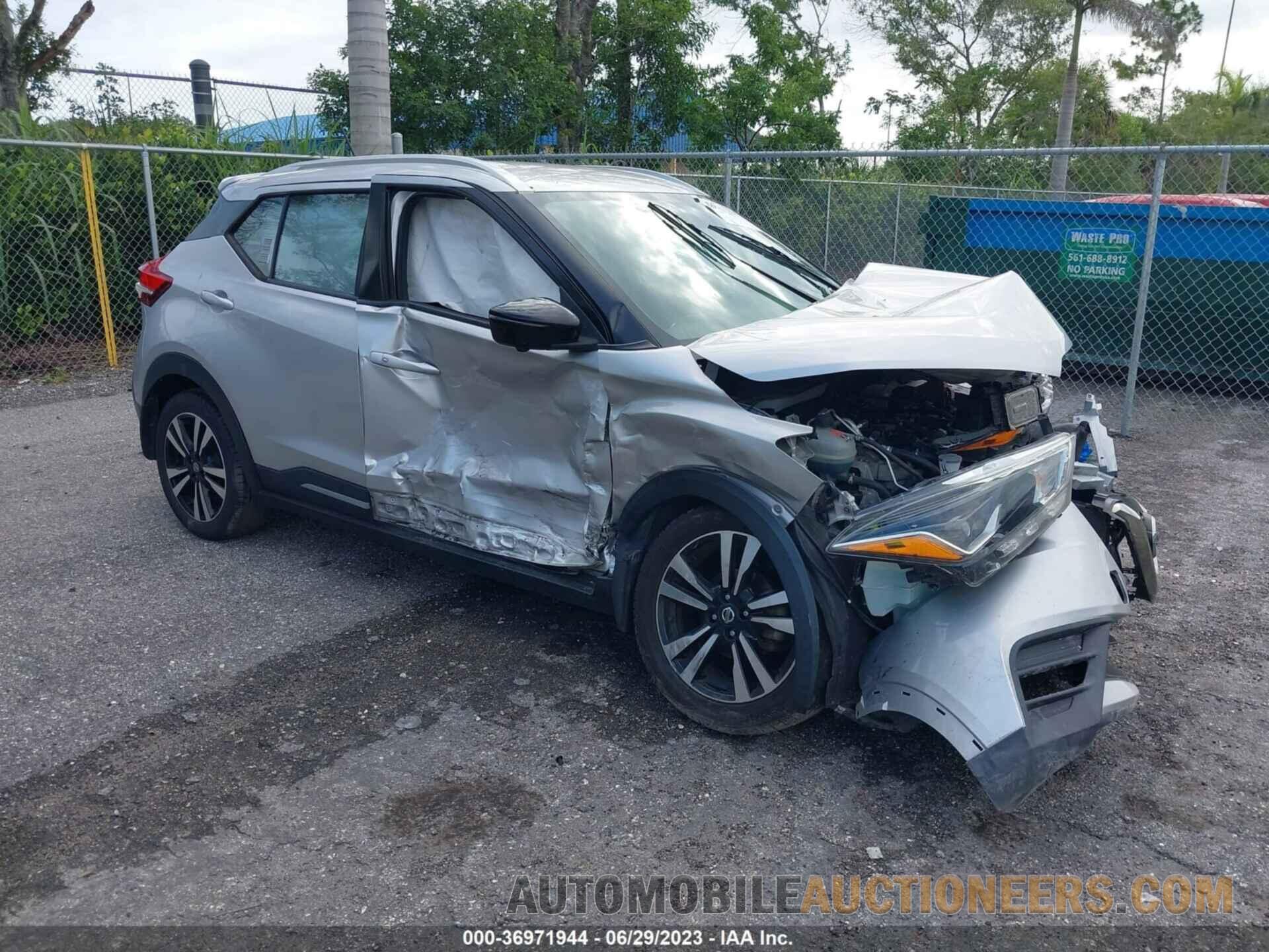 3N1CP5CU3KL526457 NISSAN KICKS 2019