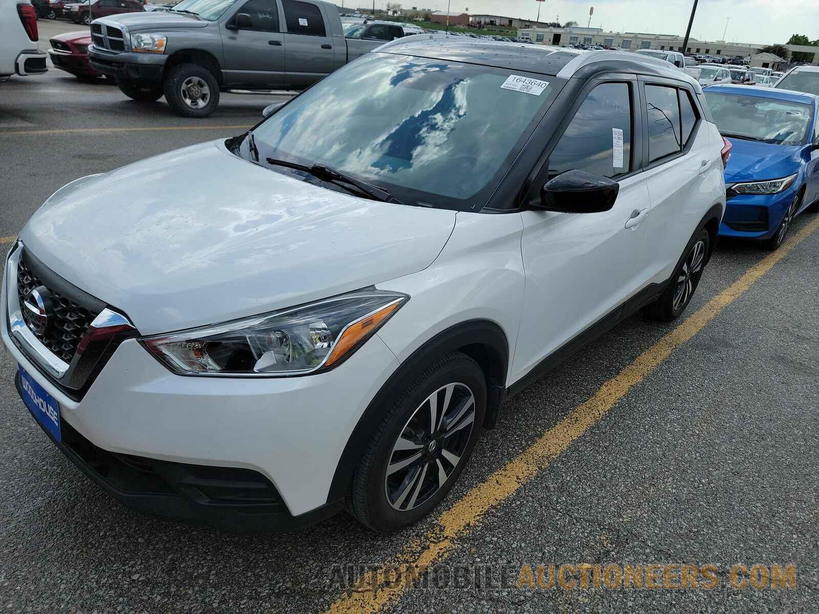 3N1CP5CU6JL520702 Nissan Kicks 2018