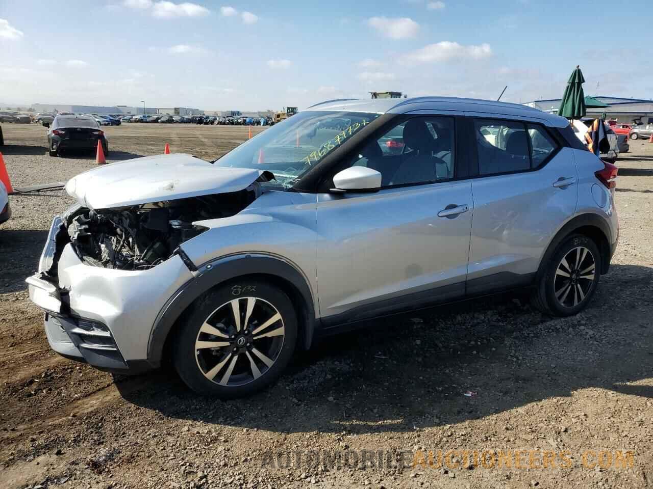 3N1CP5CU7JL517906 NISSAN KICKS 2018