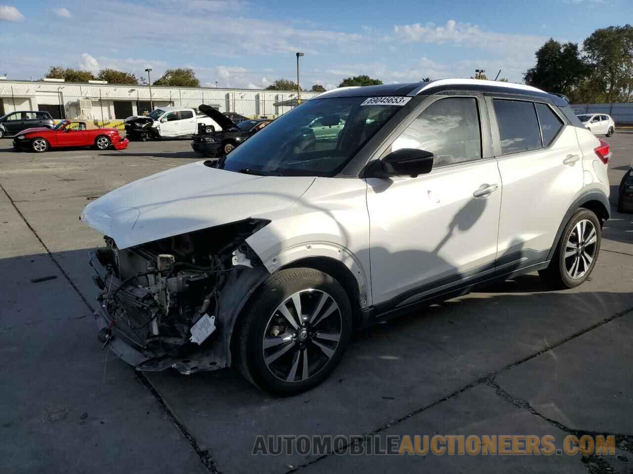 3N1CP5CU8JL524086 NISSAN KICKS 2018