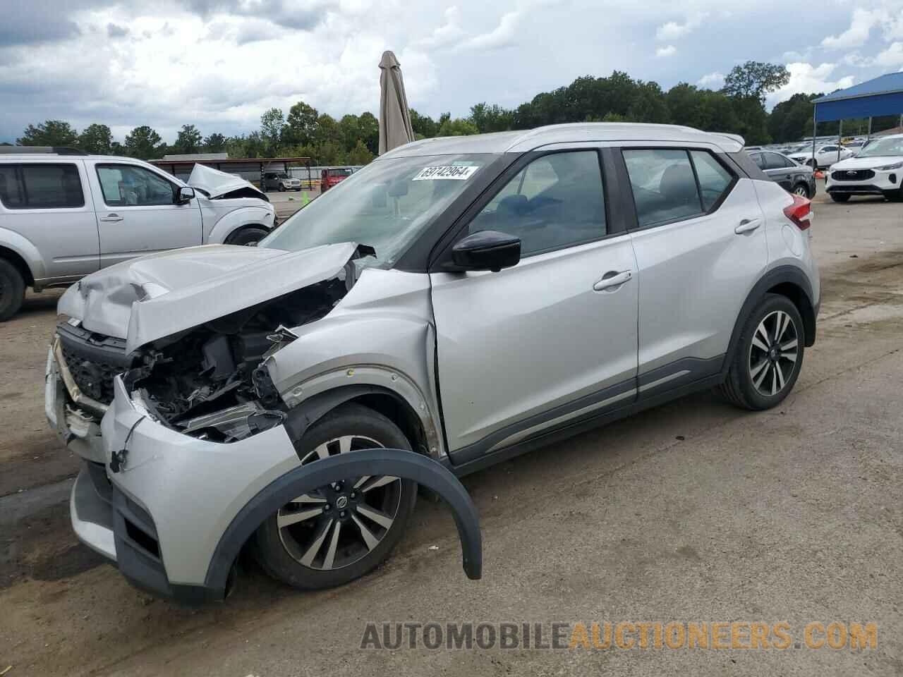 3N1CP5CU8KL526843 NISSAN KICKS 2019