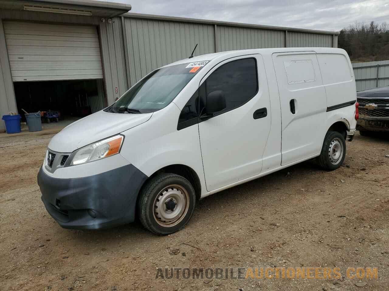 3N6CM0KN0FK707947 NISSAN NV 2015