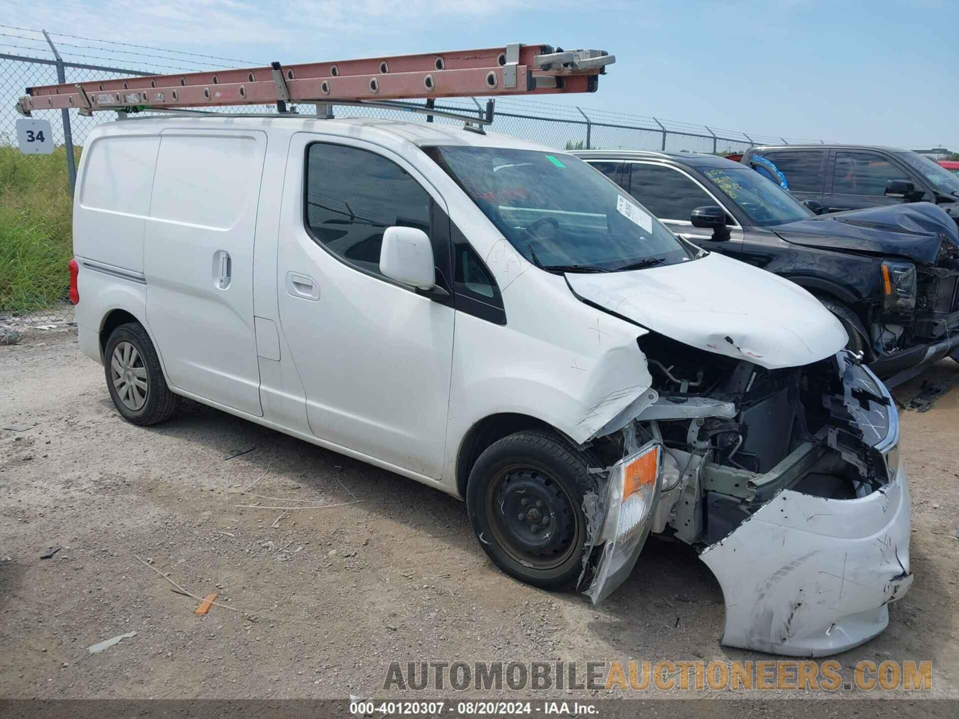 3N6CM0KN0HK695155 NISSAN NV200 2017