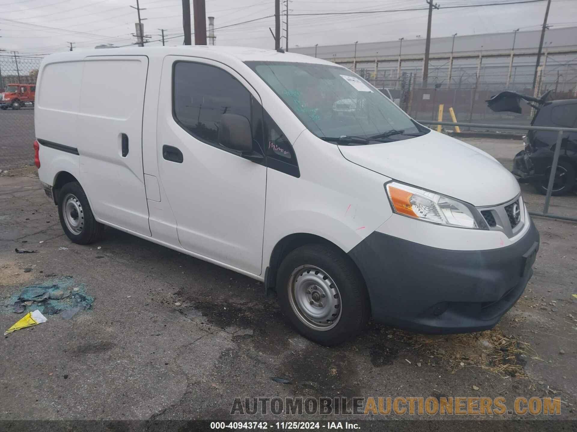 3N6CM0KN0HK703528 NISSAN NV200 2017