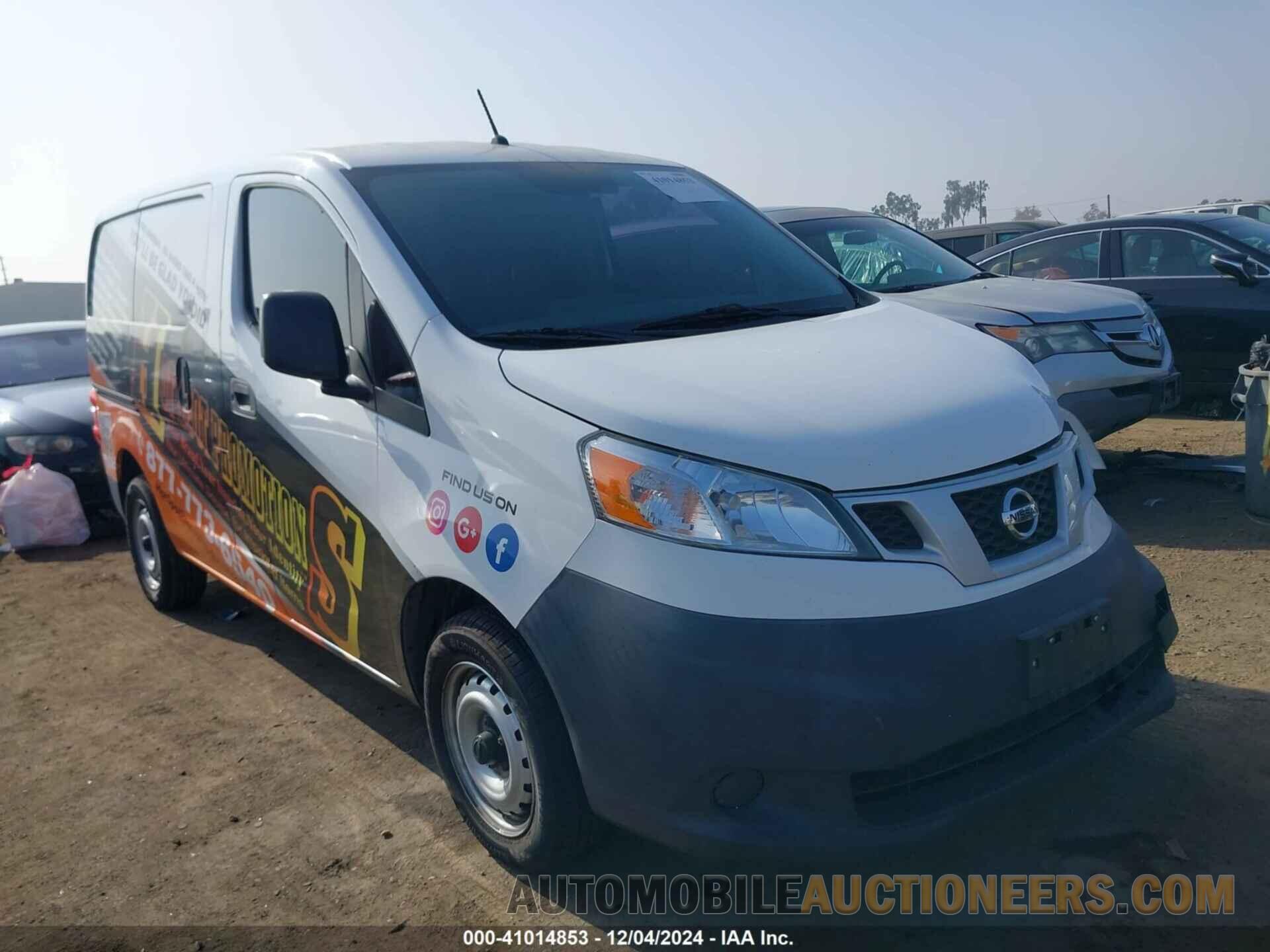 3N6CM0KN0JK700375 NISSAN NV200 2018