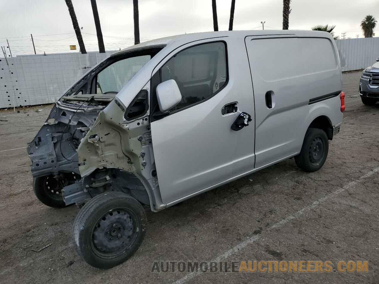 3N6CM0KN0LK710925 NISSAN NV 2020