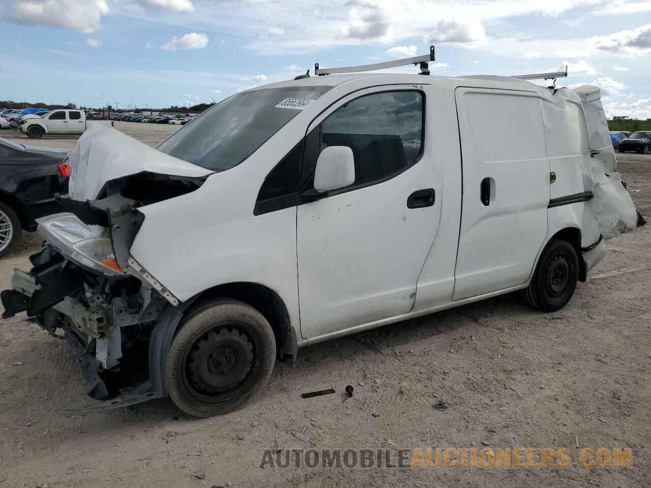 3N6CM0KN1HK690692 NISSAN NV 2017