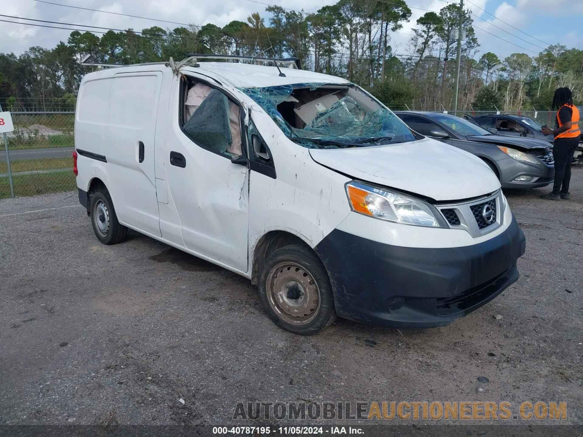 3N6CM0KN1HK714652 NISSAN NV200 2017