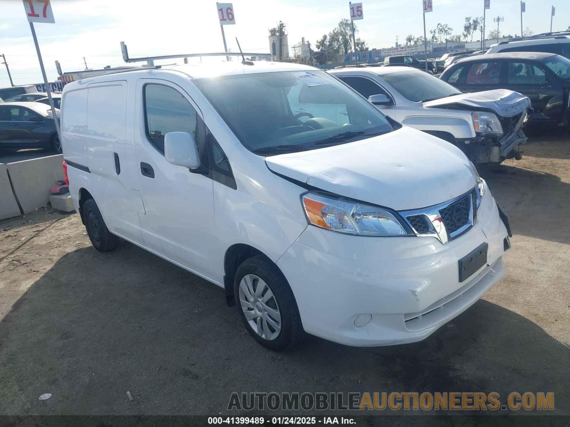 3N6CM0KN1HK716868 NISSAN NV200 2017