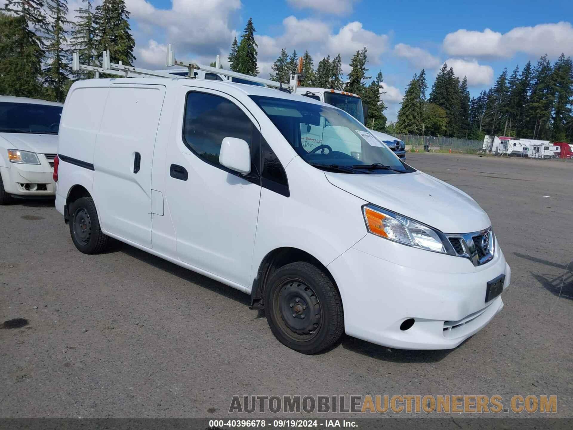 3N6CM0KN1HK721648 NISSAN NV200 2017