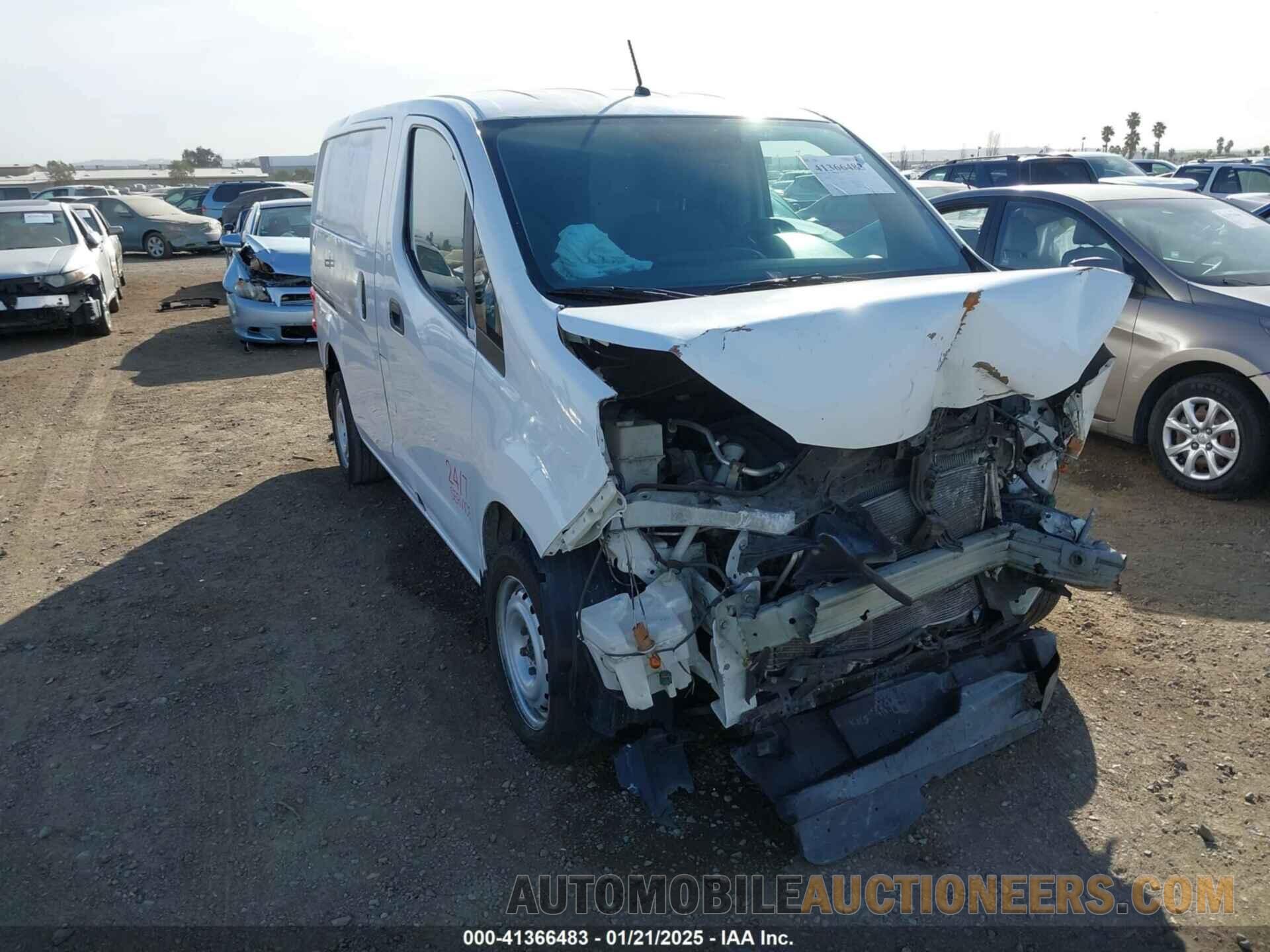 3N6CM0KN1KK696239 NISSAN NV200 2019