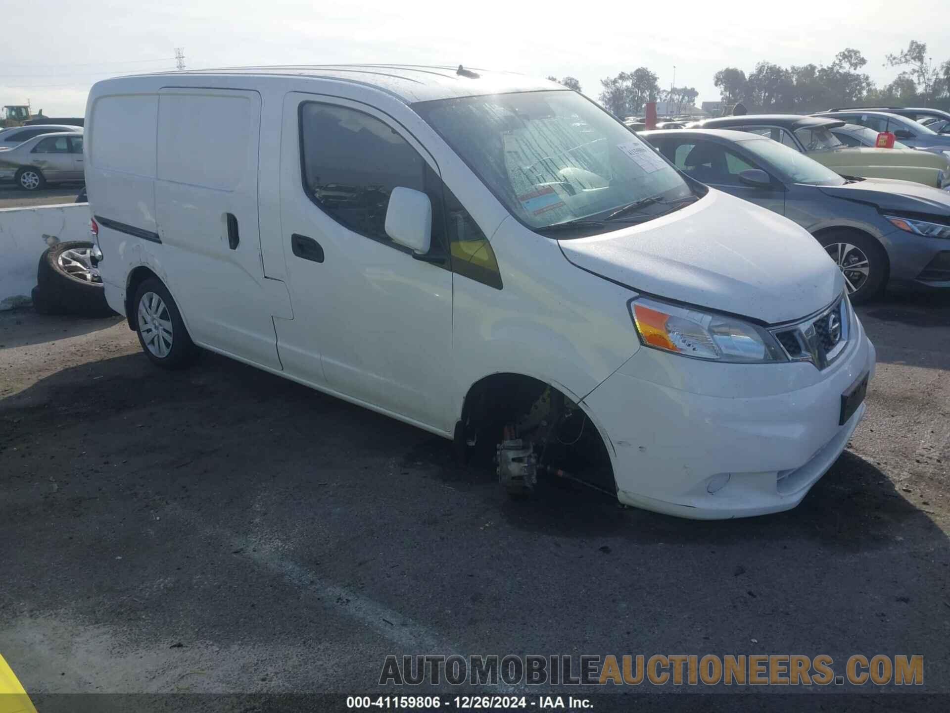 3N6CM0KN2HK707001 NISSAN NV200 2017