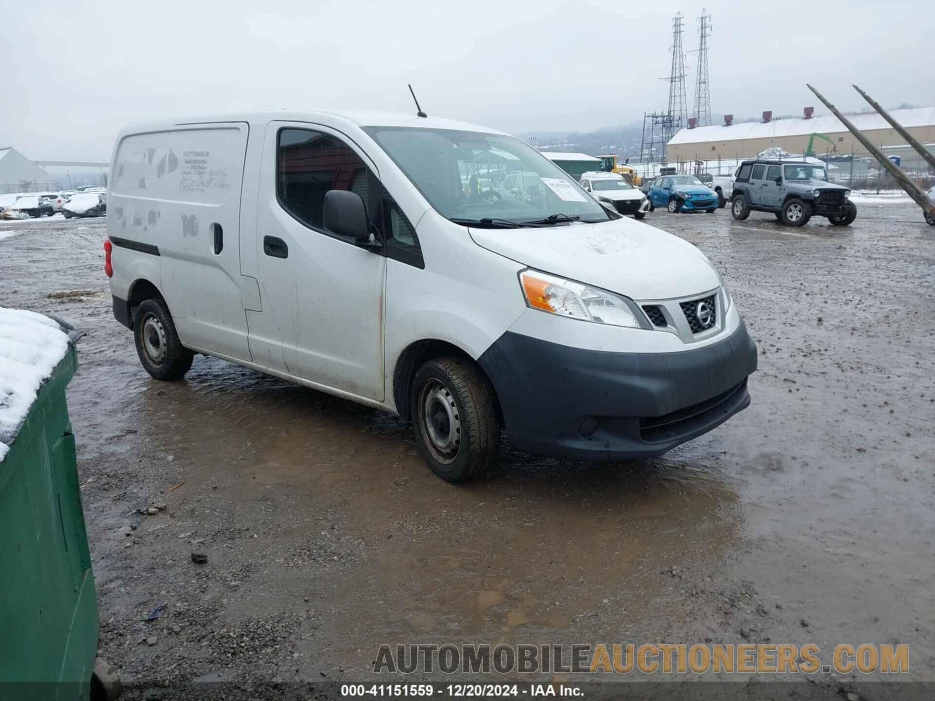 3N6CM0KN2HK713364 NISSAN NV200 2017