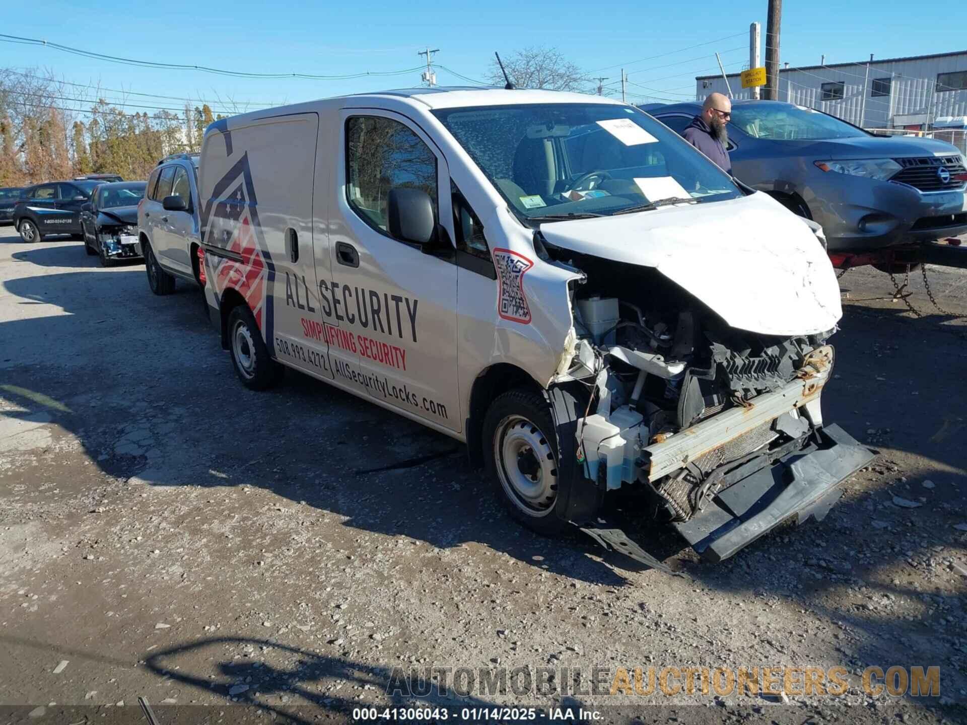 3N6CM0KN2JK702290 NISSAN NV200 2018