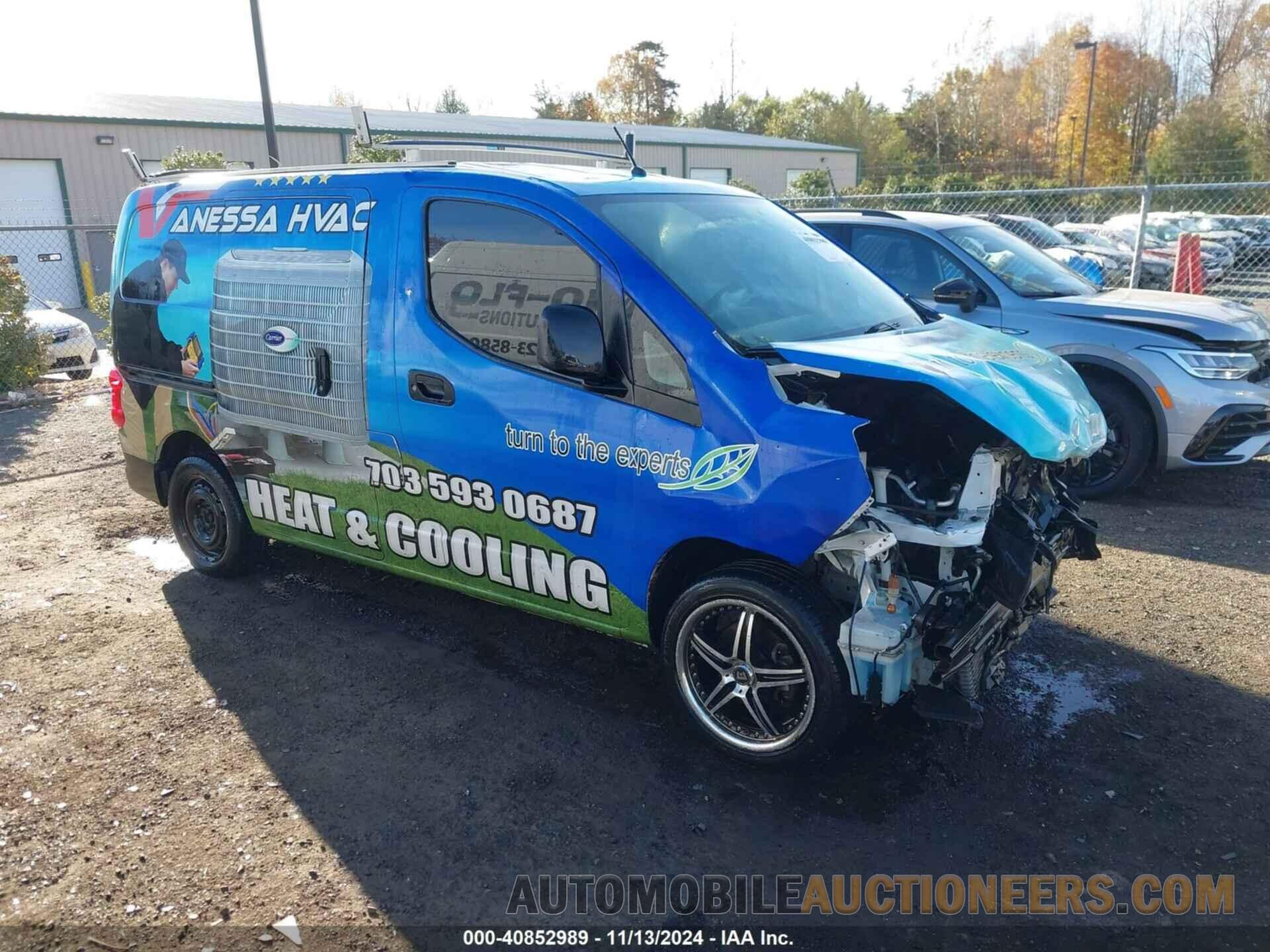 3N6CM0KN3DK693779 NISSAN NV200 2013