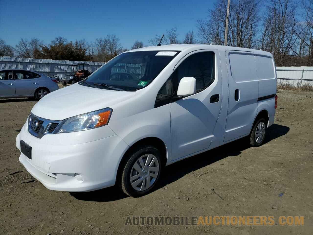 3N6CM0KN3EK699969 NISSAN NV 2014