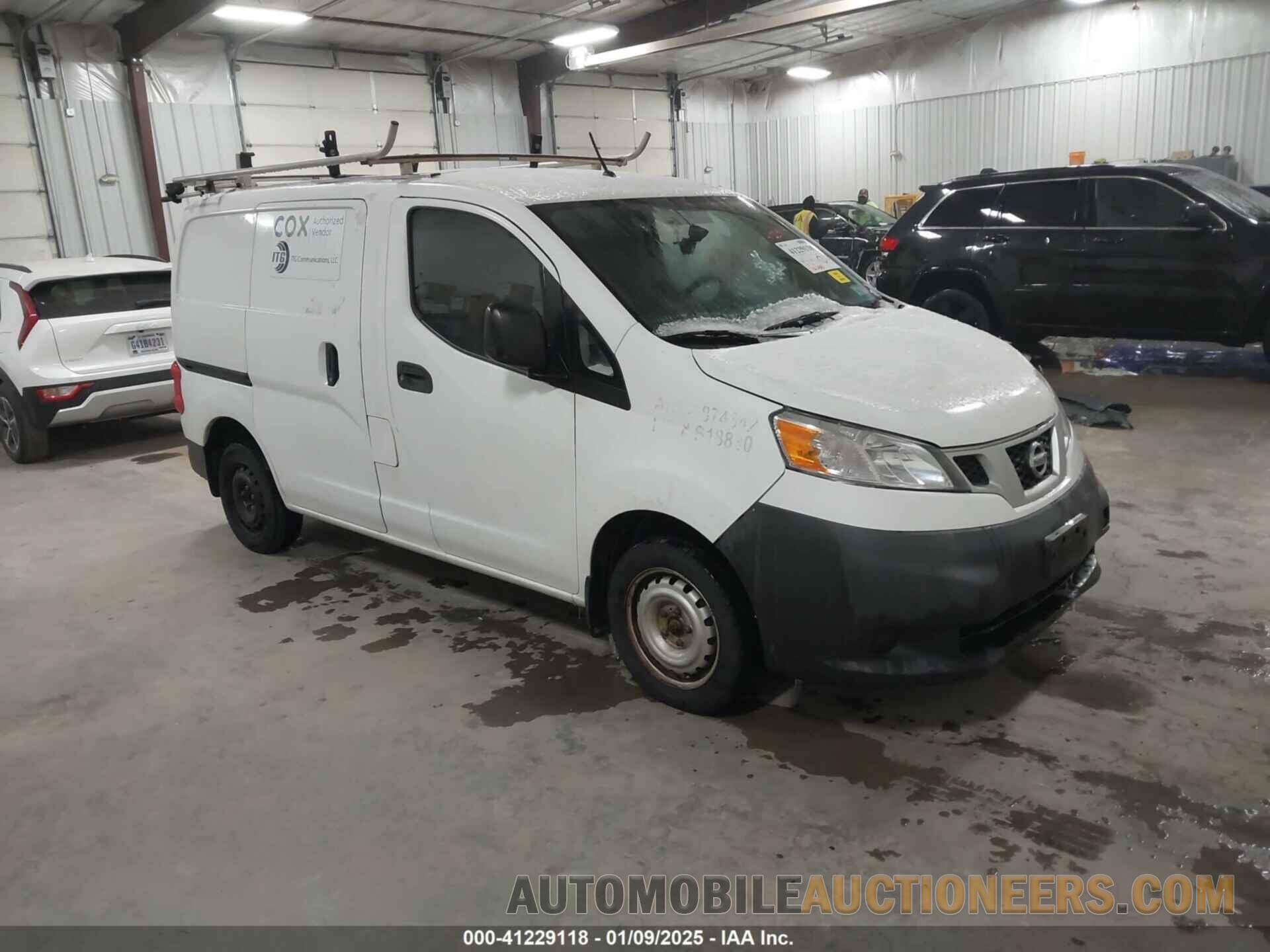 3N6CM0KN3HK711378 NISSAN NV200 2017