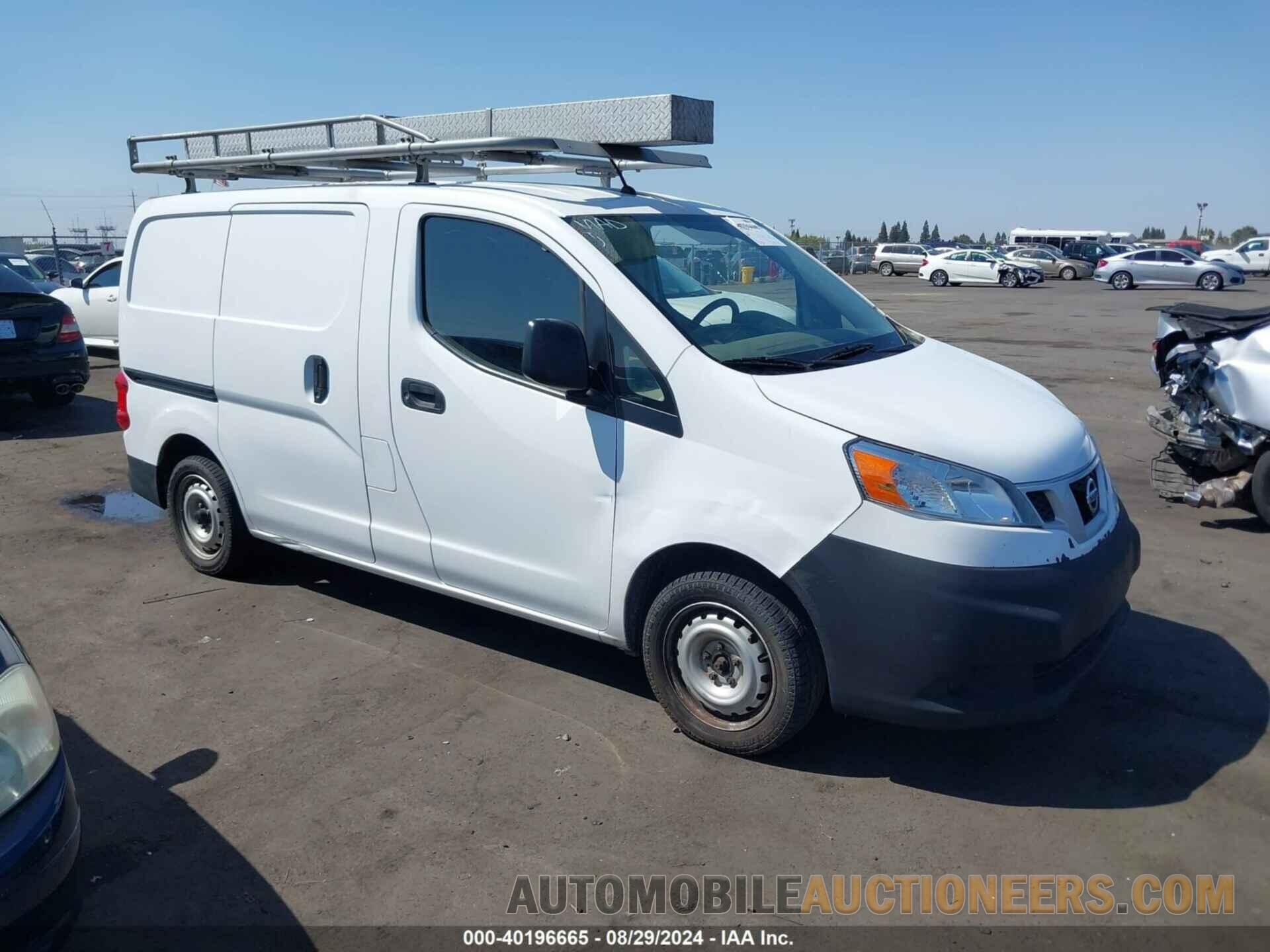 3N6CM0KN3JK697388 NISSAN NV200 2018