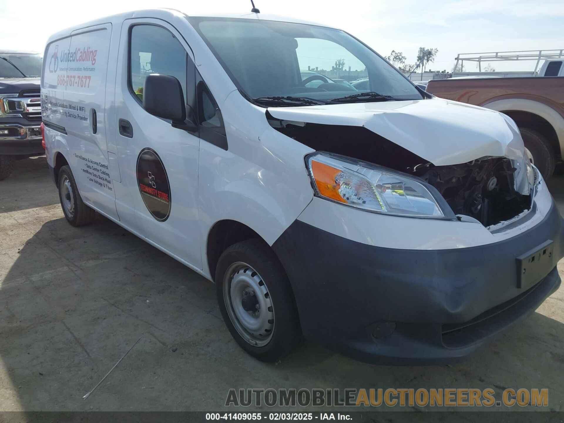 3N6CM0KN4HK698043 NISSAN NV200 2017