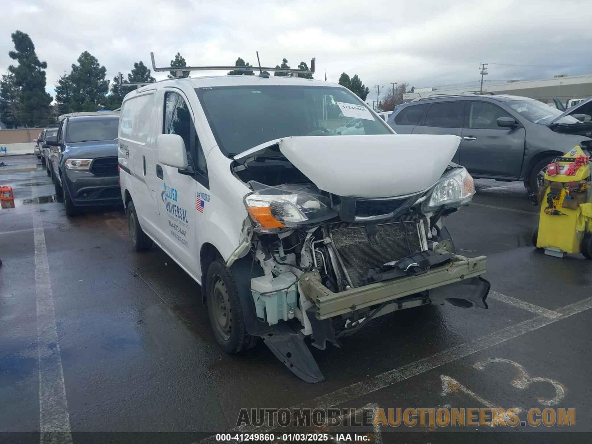 3N6CM0KN6FK713722 NISSAN NV200 2015