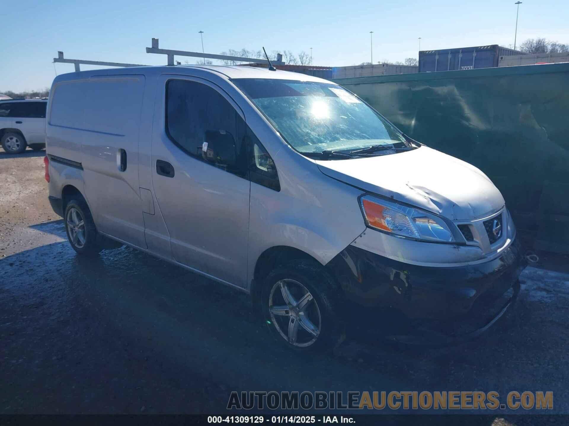 3N6CM0KN6GK696809 NISSAN NV200 2016