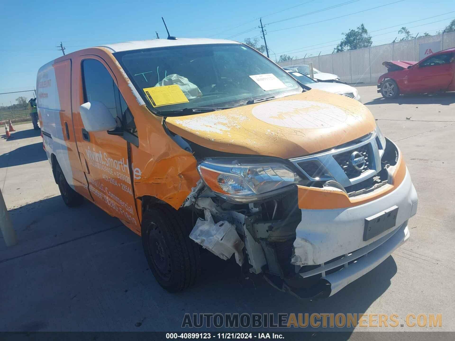 3N6CM0KN6HK713867 NISSAN NV200 2017