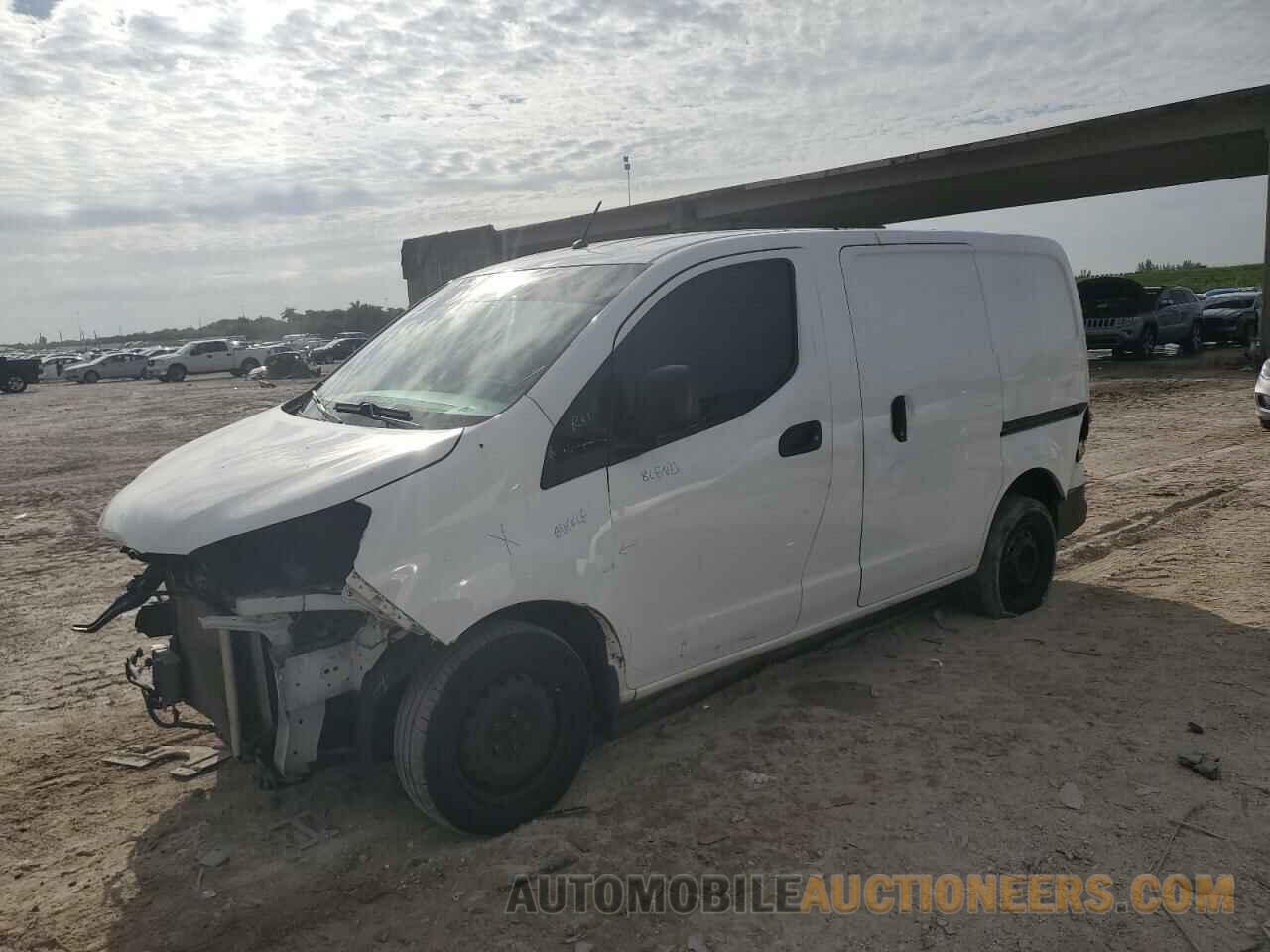 3N6CM0KN6JK698972 NISSAN NV 2018