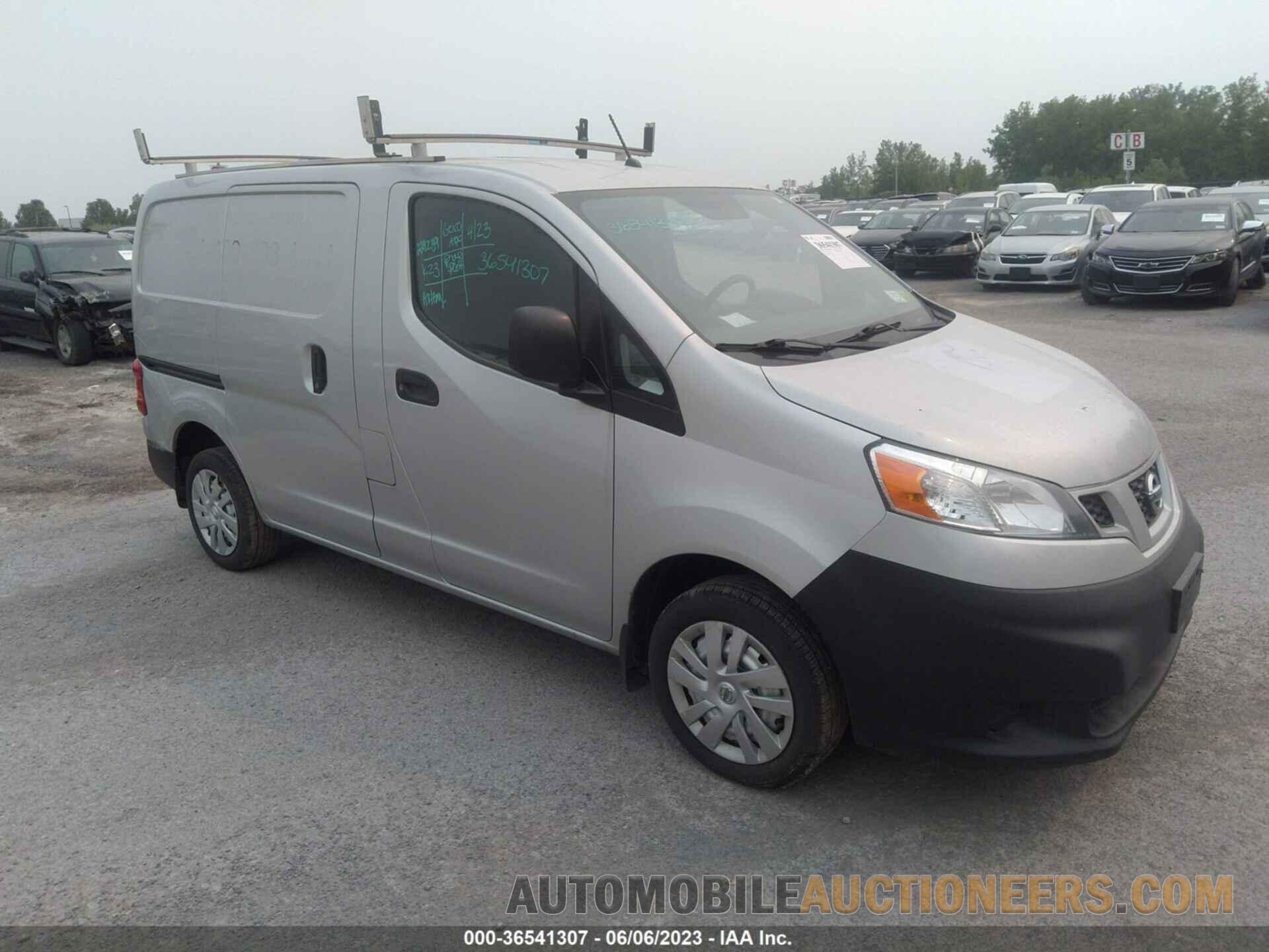 3N6CM0KN6JK700333 NISSAN NV200 COMPACT CARGO 2018