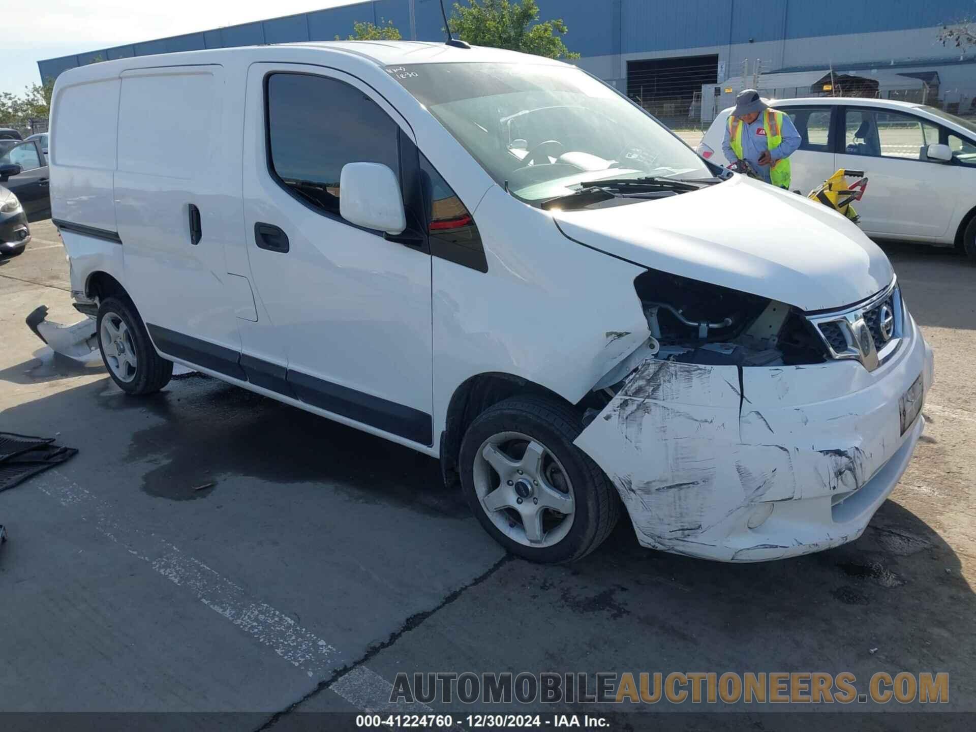 3N6CM0KN7FK704995 NISSAN NV200 2015