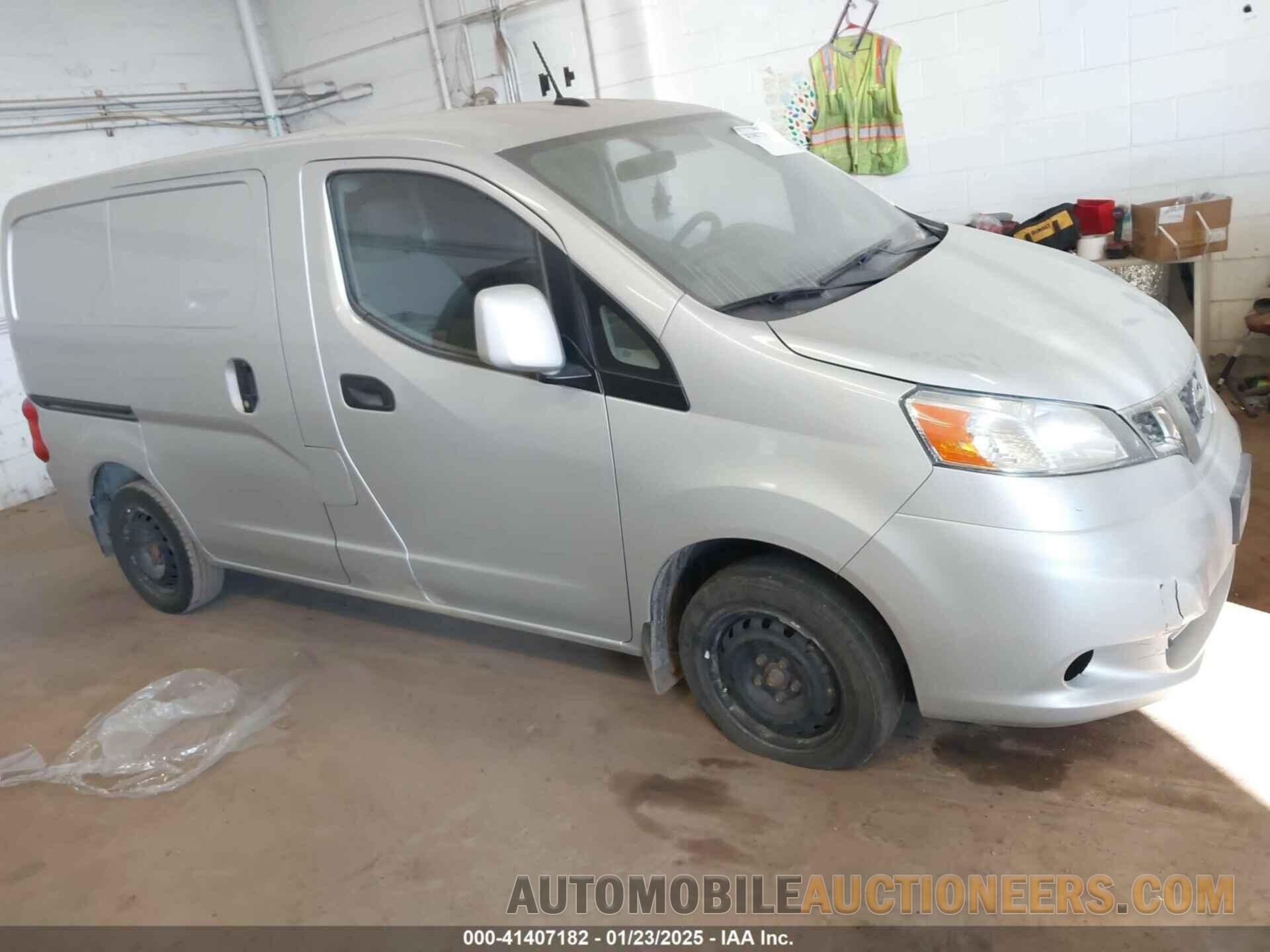 3N6CM0KN7HK713103 NISSAN NV200 2017