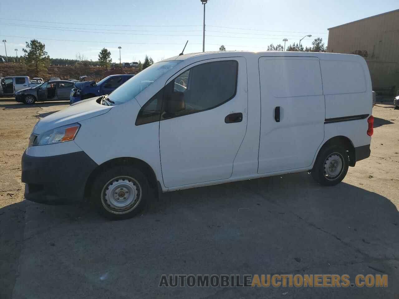 3N6CM0KN8HK710209 NISSAN NV 2017